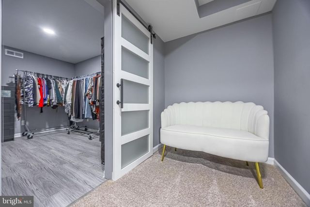 1920 POPLAR RD, Essex, MD 21221