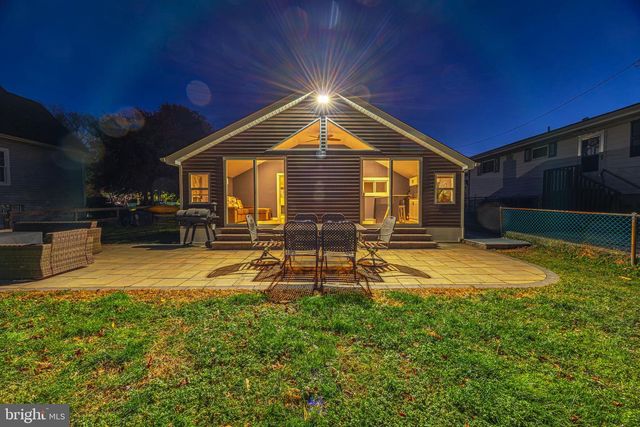 1920 POPLAR RD, Essex, MD 21221