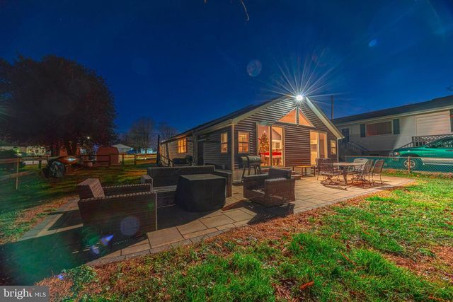 1920 POPLAR RD, Essex, MD 21221