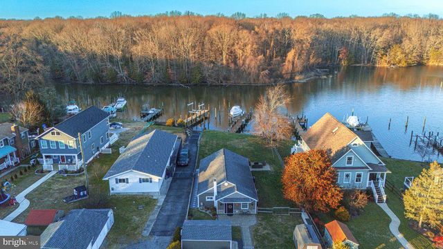 1920 POPLAR RD, Essex, MD 21221