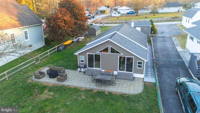 1920 POPLAR RD, Essex, MD 21221