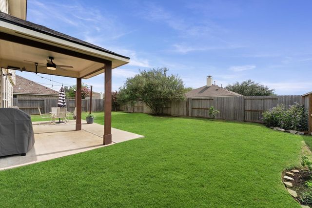 2009 Peonies Court, Pearland, TX 77581