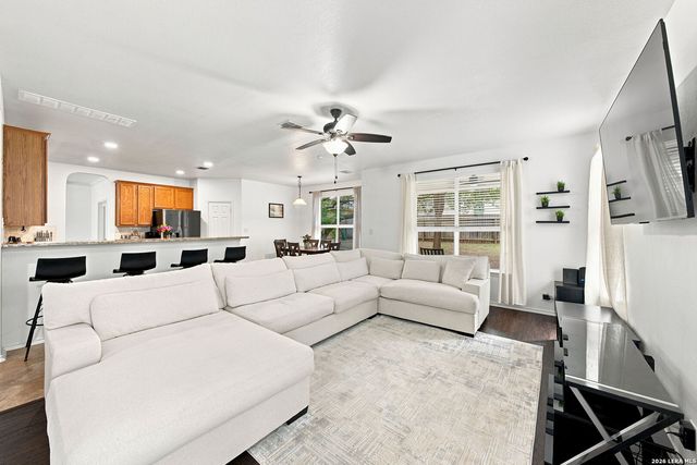 17210 Darien Wing, San Antonio, TX 78247