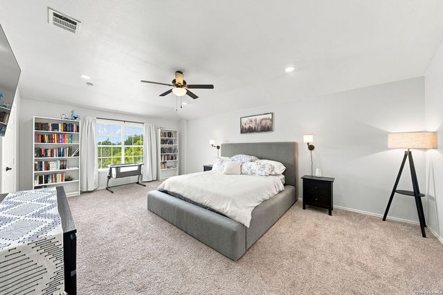 17210 Darien Wing, San Antonio, TX 78247