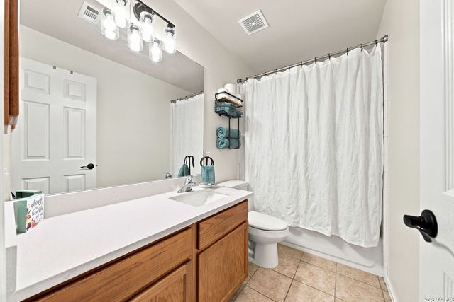 17210 Darien Wing, San Antonio, TX 78247