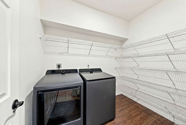 17210 Darien Wing, San Antonio, TX 78247