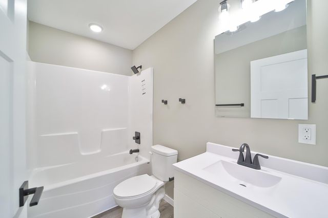 3772 Blaze Boulevard, Jenkins, MN 56472