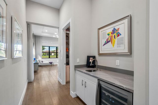 9657 Vescovato Way, Boca Raton, FL 33496