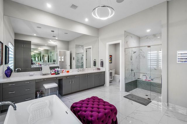 9657 Vescovato Way, Boca Raton, FL 33496