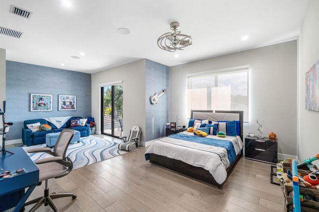 9657 Vescovato Way, Boca Raton, FL 33496