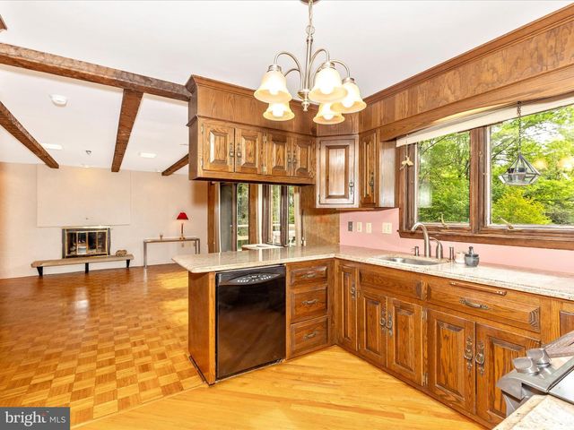 7903 RUNNYMEADE DRIVE, Frederick, MD 21702
