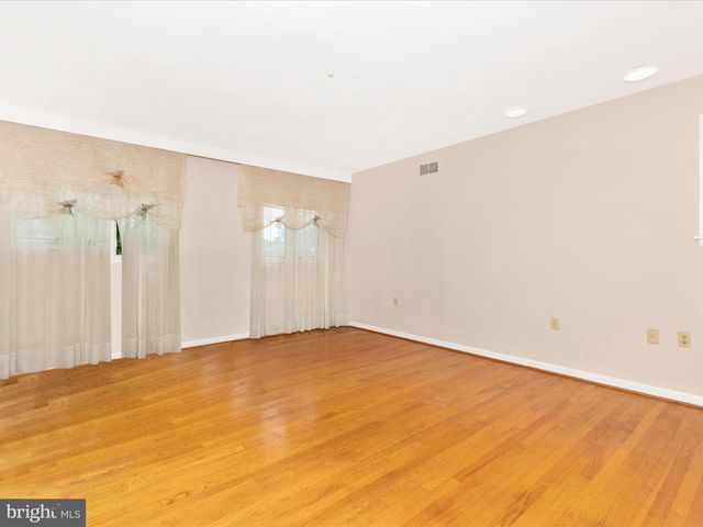 7903 RUNNYMEADE DRIVE, Frederick, MD 21702