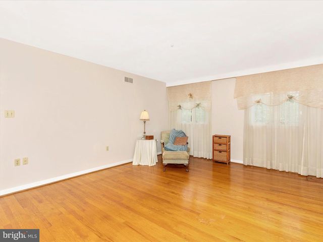7903 RUNNYMEADE DRIVE, Frederick, MD 21702