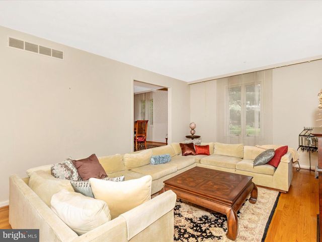 7903 RUNNYMEADE DRIVE, Frederick, MD 21702