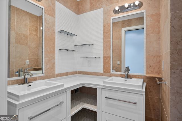 3334 Peachtree Road NE 1410, Atlanta, GA 30326