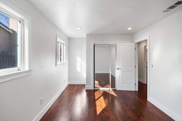 2964 S Kachina Way, Rancho Cordova, CA 95670