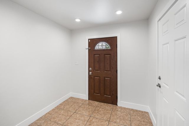 2964 S Kachina Way, Rancho Cordova, CA 95670