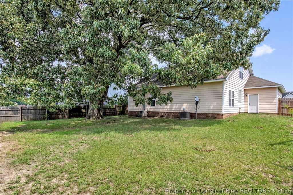 1532 Laurel Oak Drive, Fayetteville, NC 28314 — photo 2