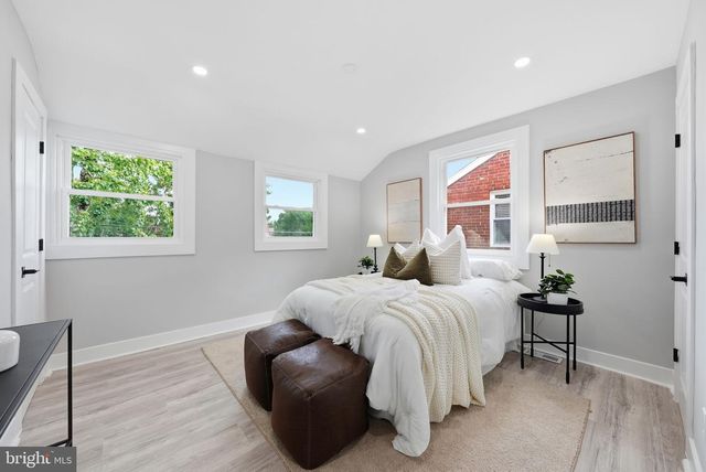 4263 HILDRETH ST SE, Washington, DC 20019