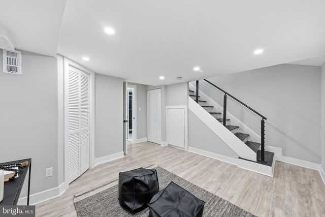 4263 HILDRETH ST SE, Washington, DC 20019