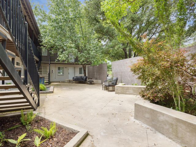 1503 W 9th ST 204, Austin, TX 78703
