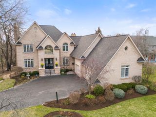 4N446 Mountain Ash Drive, Wayne, IL 60184