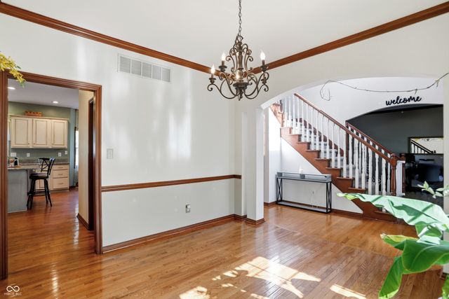4030 Brockton Manor North Drive N, Greenwood, IN 46143
