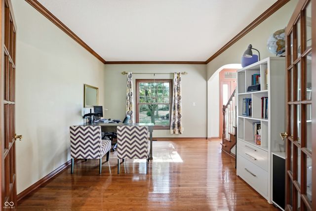 4030 Brockton Manor North Drive N, Greenwood, IN 46143