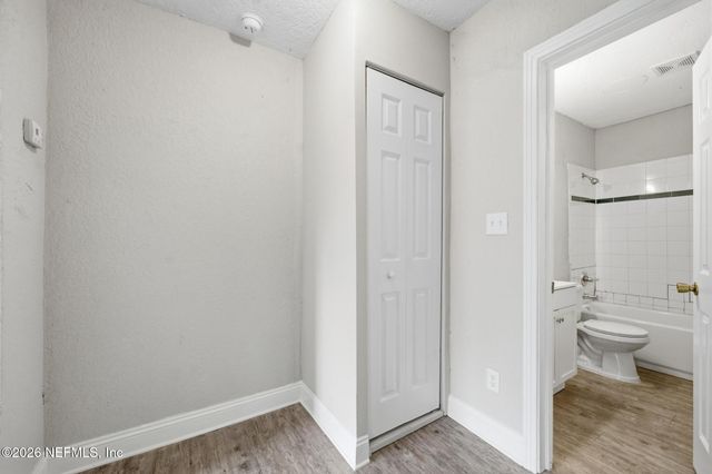 3055 2ND ST Circle, Jacksonville, FL 32254