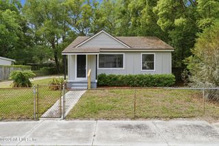 3055 2ND ST Circle, Jacksonville, FL 32254