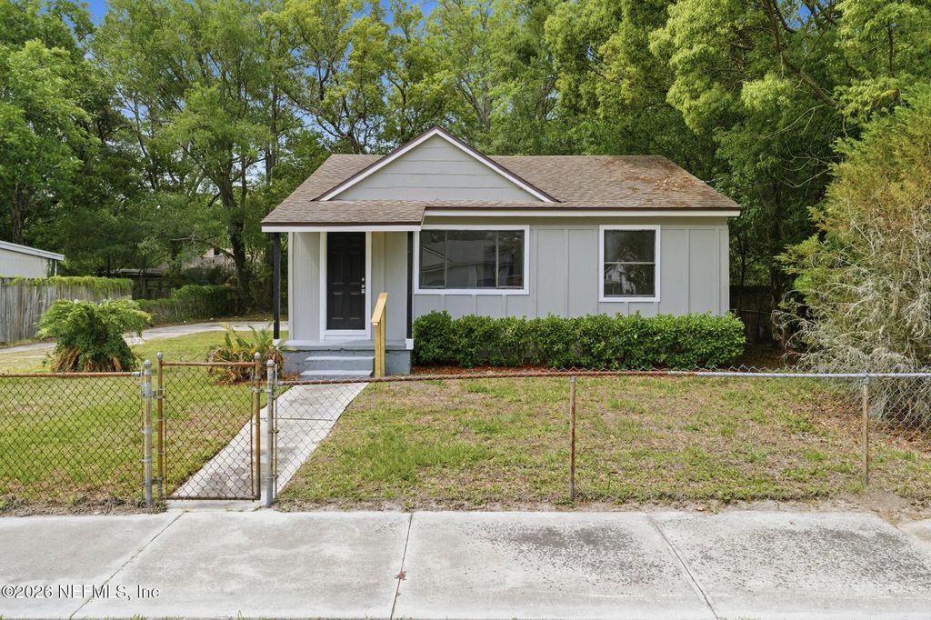 3055 2ND ST Circle, Jacksonville, FL 32254