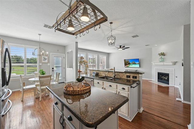 5217 Bay View Drive, Fort Worth, TX 76244