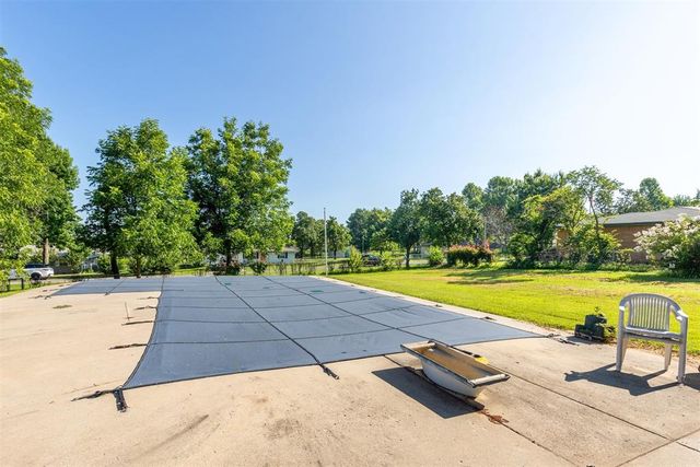 13722 NE 9th Street, Choctaw, OK 73020