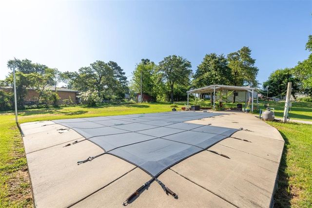 13722 NE 9th Street, Choctaw, OK 73020