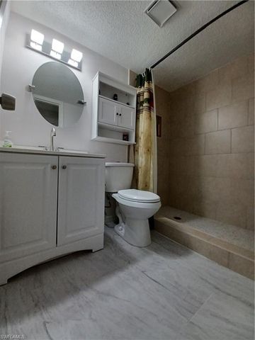 7086 Nantucket CIR 1, North Fort Myers, FL 33917