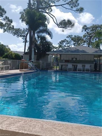 7086 Nantucket CIR 1, North Fort Myers, FL 33917