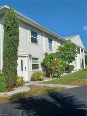 7086 Nantucket CIR 1, North Fort Myers, FL 33917