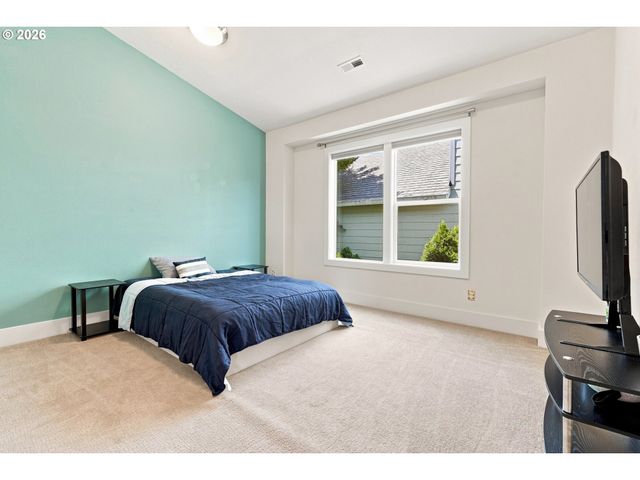 1433 Sw HUME Ct, Portland, OR 97219