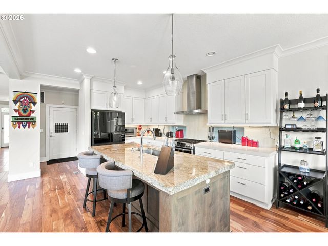 1433 Sw HUME Ct, Portland, OR 97219