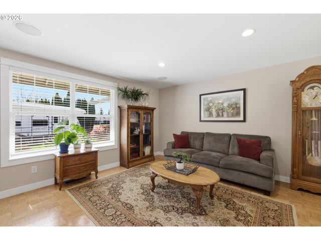 4440 Sw WESTWIND Ct, Beaverton, OR 97078