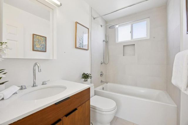 5059 Glouchester Court, San Jose, CA 95136