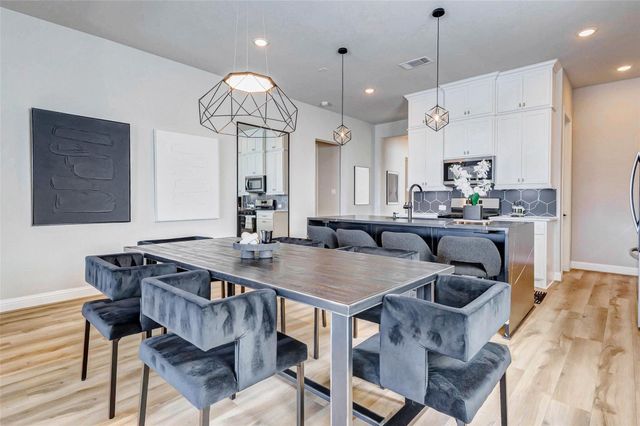 1719 Rustling Creek Drive, Missouri City, TX 77459