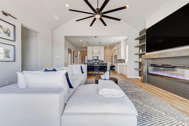 1719 Rustling Creek Drive, Missouri City, TX 77459