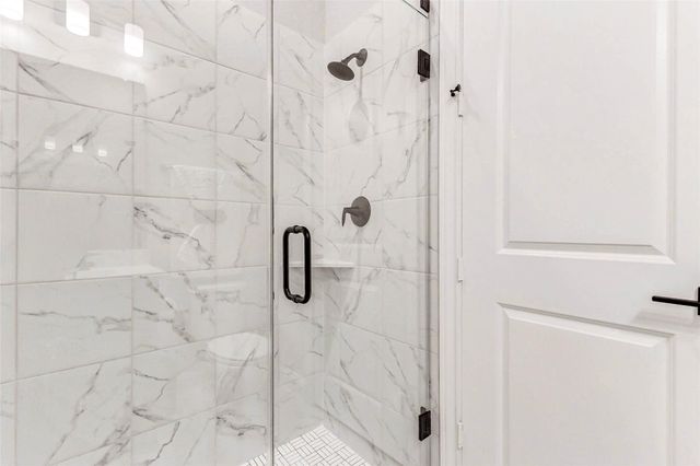 1719 Rustling Creek Drive, Missouri City, TX 77459