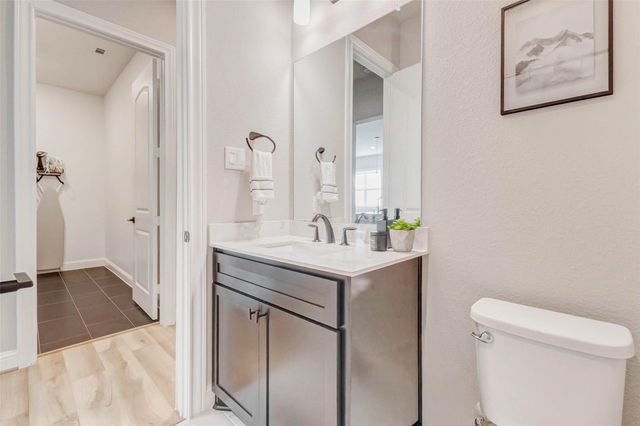 1719 Rustling Creek Drive, Missouri City, TX 77459