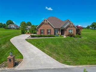 120 White Hawk Drive, Vonore, TN 37885