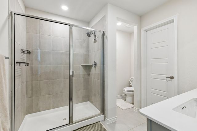 9900 Tinsley Street, Aubrey, TX 76227