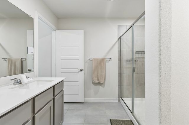 9900 Tinsley Street, Aubrey, TX 76227