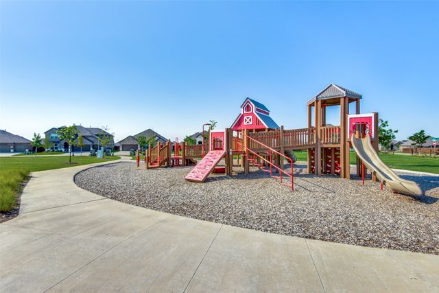 9900 Tinsley Street, Aubrey, TX 76227