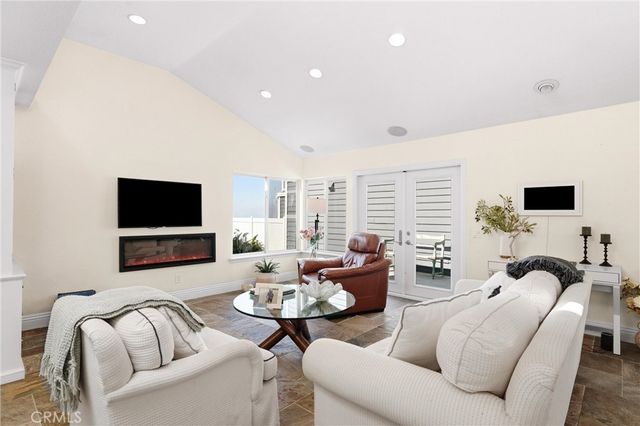 18 Byron Close, Laguna Niguel, CA 92677